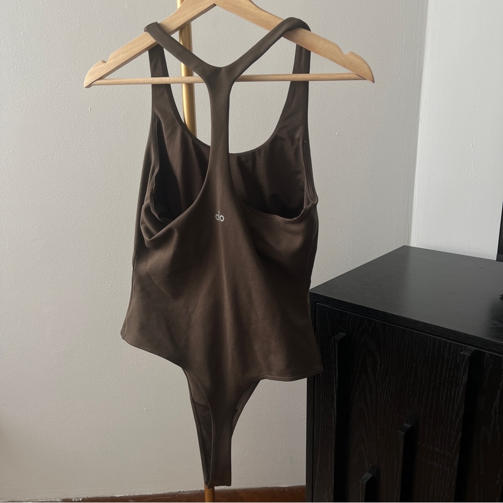 ALO Sleek Back Bodysuit - Espresso - Picture 3 of 3